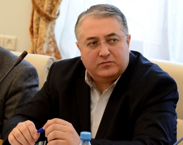 axvlediani