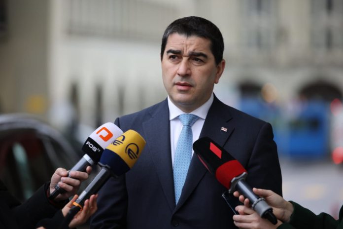 papuashvili-3