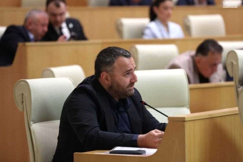 ბერიძე ამბობს, რომ მდინარაძე რეგიონების განვითარებისთვის კარგი არჩევანია