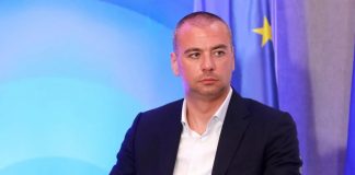 „გვაქვს ამბიცია, რომ ტექნოლოგიური მიმართულებითაც ვიყოთ რეგიონული ჰაბი. ამისთვის ძალიან ბევრი ნაბიჯი გადაიდგა — ქუთაისის ტექნოლოგიური ჰაბის გახსნაც სწორედ ამას ემსახურება“ – ლევან მაჭავარიანი