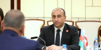 ჩინეთის სახალხო რესპუბლიკაში ოფიციალური ვიზიტის ფარგლებში, სახელმწიფო უსაფრთხოების სამსახურის უფროსი გეკა გელაძე აზერბაიჯანის რესპუბლიკის სახელმწიფო უსაფრთხოების სამსახურის უფროსს ალი ნაგიევს შეხვდა
