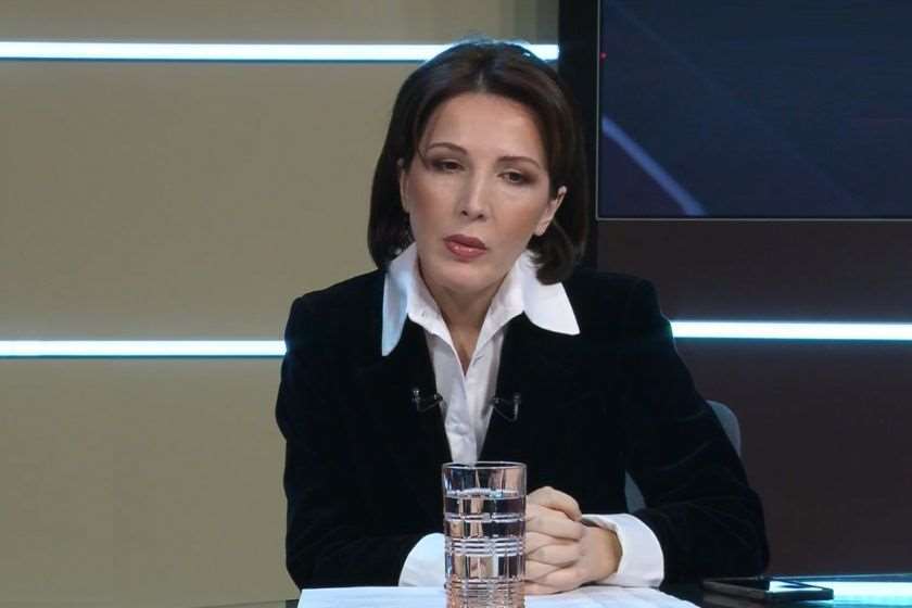 თამთა მეგრელიშვილი ელიზბარაშვილის შესახებ: “პროკურატურის განცხადების საფუძველზე, მიმაჩნია, რომ რესტორანში იარაღით უკან მიბრუნების ფაქტი მხოლოდ ყოფით კონფლიქტად ვერ შეფასდება. აღნიშნული გარემოებები ქმნის სამართლებრივ საფუძველს, რომ საქმე სისხლის სამართლის დანაშაულის ნიშნების ჭრილში შეფასდეს”