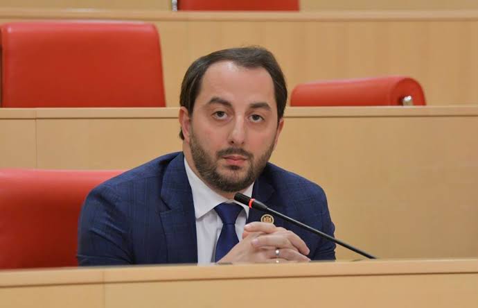 ირაკლი მეზურნიშვილი: “ინვესტიციების კუთხით იაპონია ძალიან აქტიურია და მნიშვნელოვანია, შევთავაზოთ ჩვენი ქვეყნის პოტენციალი. ამ მიმართულებით აქტიურად ვმუშაობთ და ძალიან დიდია ინტერესი იაპონური კომპანიებისა, რომ შემოვიდნენ ქართულ ბაზარზე”
