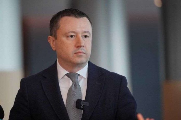 irakli-nadareishvili-kom-1